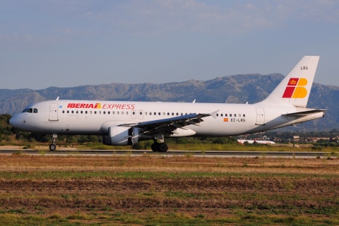 EC-LRG - A320-214 - Iberia Express - PMI - 22-08-2015