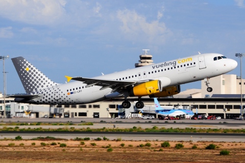 EC-LRY - A320-232 - Vueling - PMI - 22-08-2015c