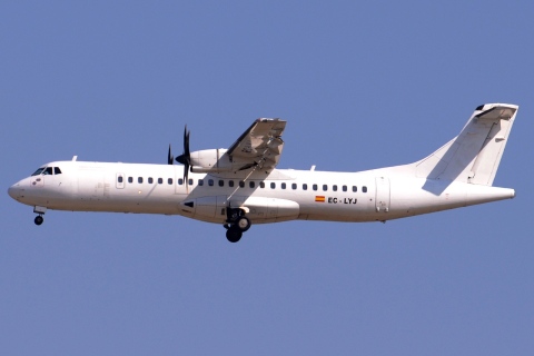 EC-LYJ - ATR 72-500 (72-212A) - Air Europa - MAD - 16-03-2015