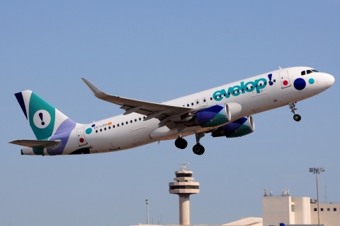 EC-LZD - A320-214(WL) - Evelop Airlines - PMI - 21-08-2015