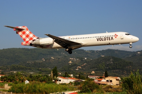 EI-EXB - 717-2BL - Volotea Airlines - JSI - 28-07-2015