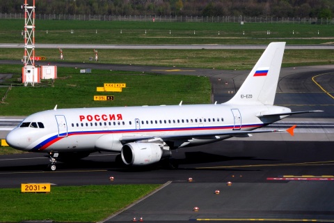 EI-EZD - A319-112 - Rossiya _ Russian Airlines - DUS - 15-04-2015