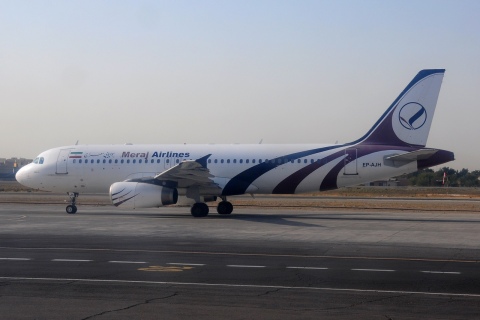 EP-AJH - A320-233 - Meraj Air - THR - 04-10-2015