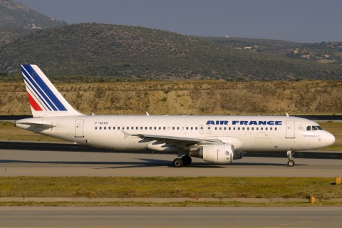 F-GKXS - A320-214 - Air France - ATH - 23-07-2015
