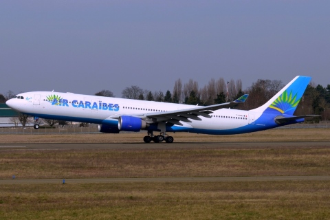 F-OONE - A330-323 - Air Caraibes - ORY - 07-03-2015