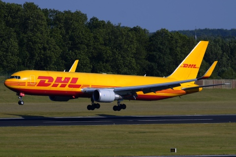 G-DHLG - 767-3JHF(ER)(WL) - DHL Air - BRU - 07-06-2015