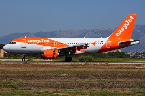 G-EZDL - A319-111 - easyJet - PMI - 21-08-2015