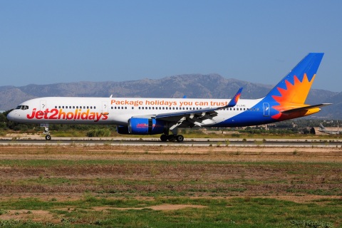 G-LSAE - 757-27B(WL) - Jet2 - PMI - 24-08-2015