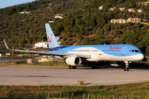 G-OOBG - 757-236(WL) - Thomson Airways - JSI - 24-07-2015c