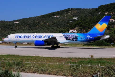 G-TCBB - 757-236 - Thomas Cook Airlines - JSI - 24-07-2015c