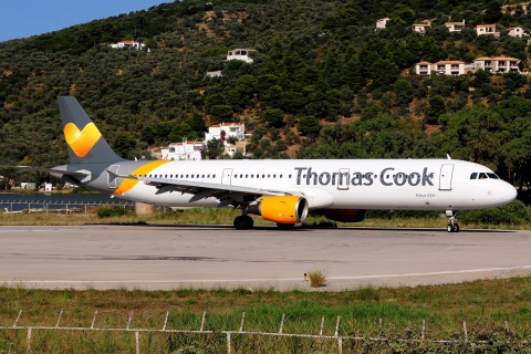 G-TCDZ - A321-211 - Thomas Cook Airlines - JSI - 24-07-2015b