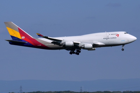 HL7620 - 747-419 - Asiana Airlines - VIE - 01-10-2015