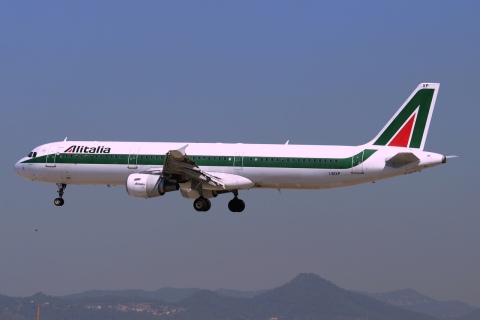 I-BIXP - A321-112 - Alitalia - BCN - 29-06-2015