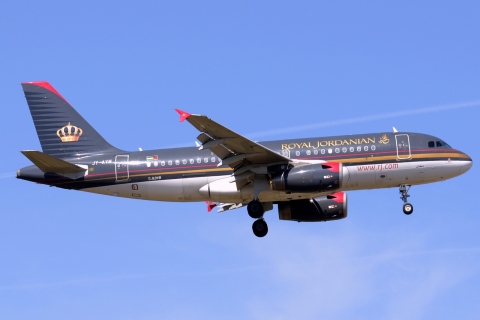 JY-AYM - A319-132 - Royal Jordanian - FRA - 19-04-2015