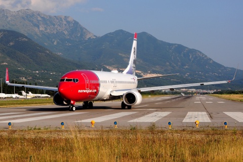 LN-NOR - 737-81D(WL) - Norwegian Air Shuttle - TIV - 10-07-2015b