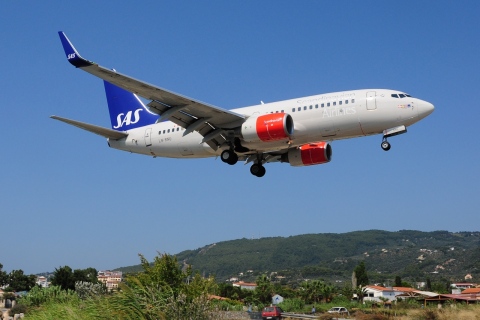 LN-RNU - 737-783(WL) - SAS Scandinavian Airlines - JSI - 25-07-2015