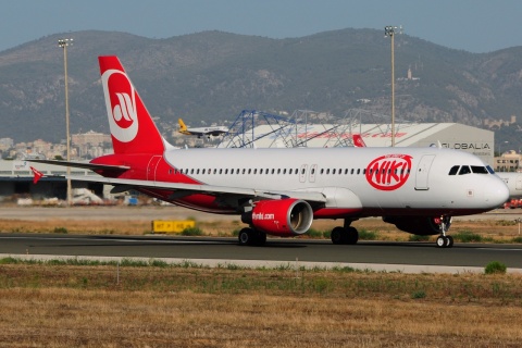 OE-LEX - A320-214 - Niki - PMI - 25-08-2015