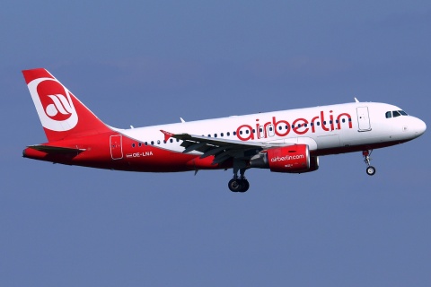 OE-LNA - A319-112 - Air Berlin - VIE - 01-10-2015
