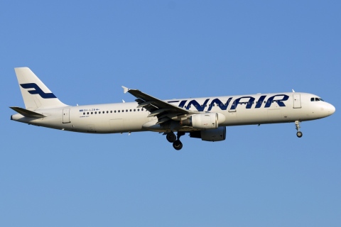 OH-LZB - A321-211 - Finnair - BCN - 28-06-2015