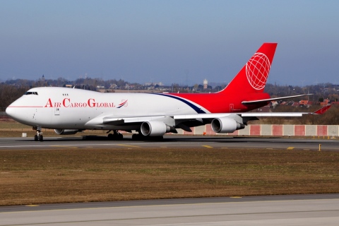 OM-ACA - 747-481F - ACG Air Cargo Global - LGG - 08-03-2015b