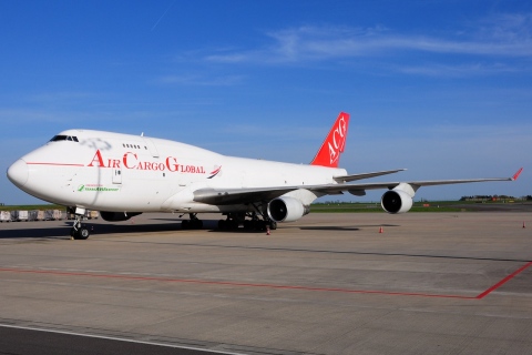 OM-ACG - 747-409 - ACG Air Cargo Global - LGG - 15-04-2015