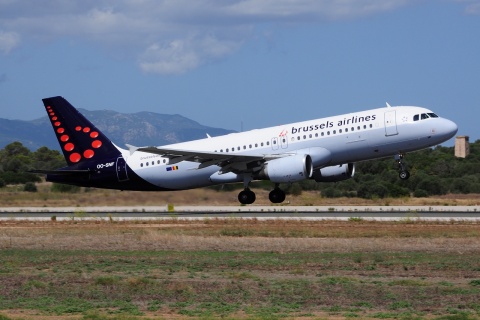 OO-SNF - A320-214 - Brussels Airlines - PMI - 25-08-2015