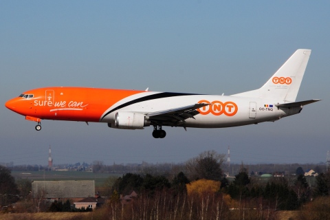 OO-TNQ - 737-4M0 - TNT Airways - LGG - 08-03-2015