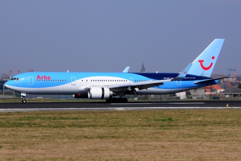 PH-OYI - 767-304(ER)(WL) - Arke - BRU - 24-03-2015