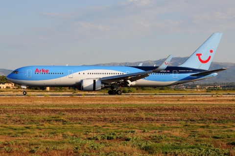 PH-OYI - 767-304(ER)(WL) - Arke - PMI - 22-08-2015