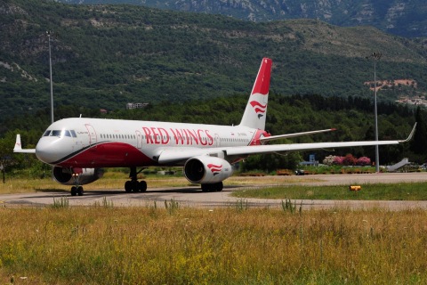 RA-64046 - Tupolev Tu-204-100V - Red Wings - TIV - 10-07-2015