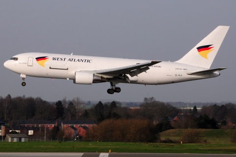 SE-RLB - 767-232 - West Air Sweden - LGG - 27-12-2015