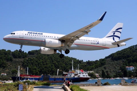 SX-DGY - A320-232(WL) - Aegean Airlines - JSI - 26-07-2015