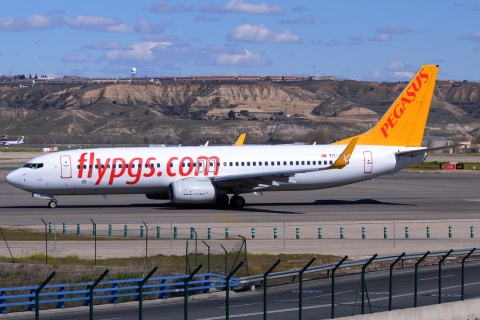 TC-ANP - 737-82R(WL) - Pegasus - MAD - 14-03-2015