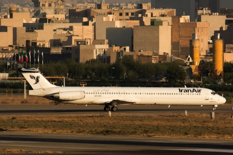 UR-CHW - MD-82 - Iran Air - THR - 06-10-2015