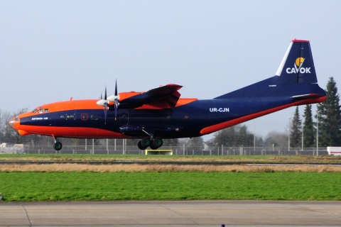 UR-CJN - Antonov An-12-B - Cavok Air - MST - 27-12-2015