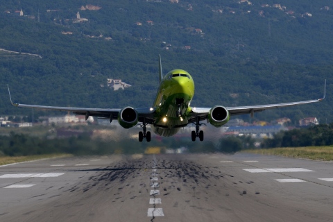 VP-BDH - 737-8Q8(WL) - S7 Airlines - TIV - 10-07-2015d