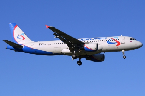 VP-BIE - A320-214 - Ural Airlines - TIV - 11-07-2015