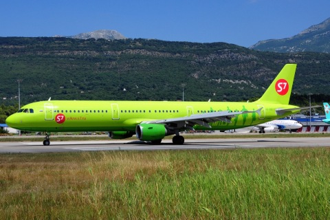 VQ-BQI - A321-211 - S7 Airlines - TIV - 11-07-2015