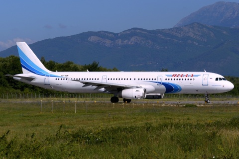 VQ-BSM - A321-231 - Yamal Airlines - TIV - 11-07-2015b