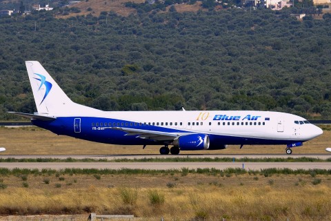 YR-BAK - 737-430 - Blue Air - ATH - 29-07-2015