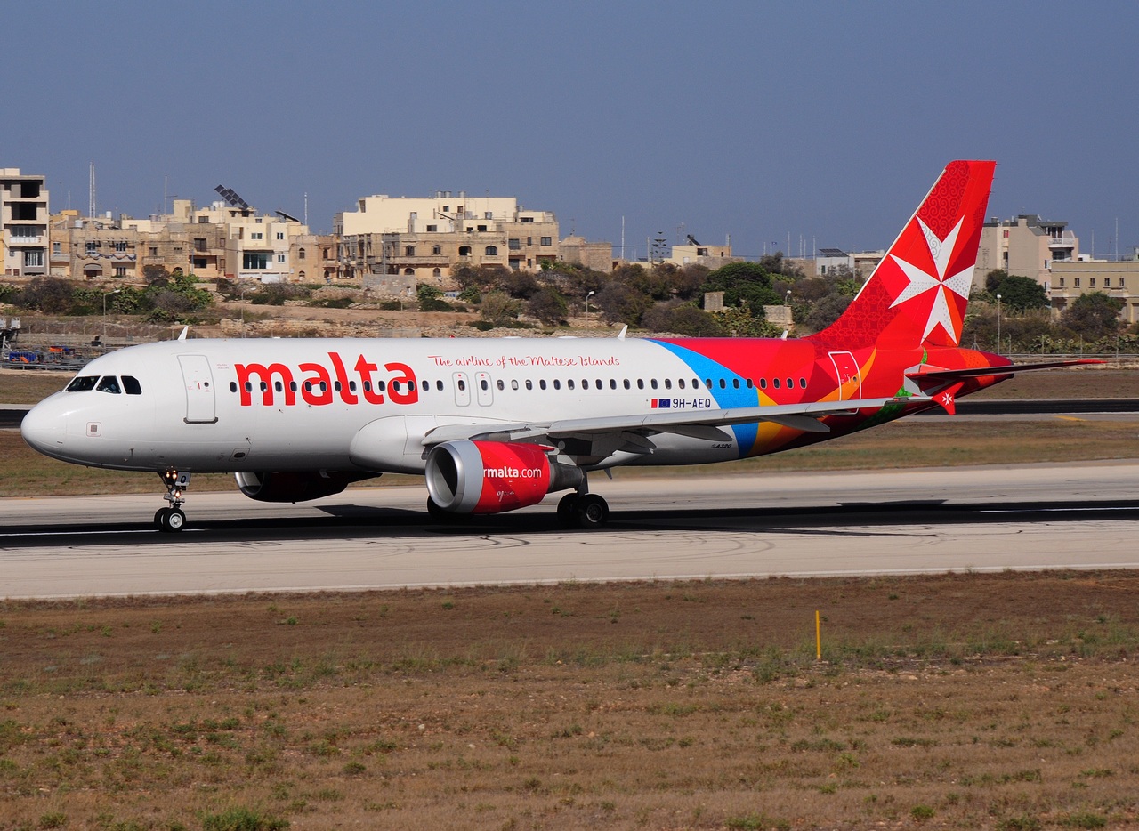 9H-AEQ - A320-214 - Air Malta - MLA - 22-08-2016