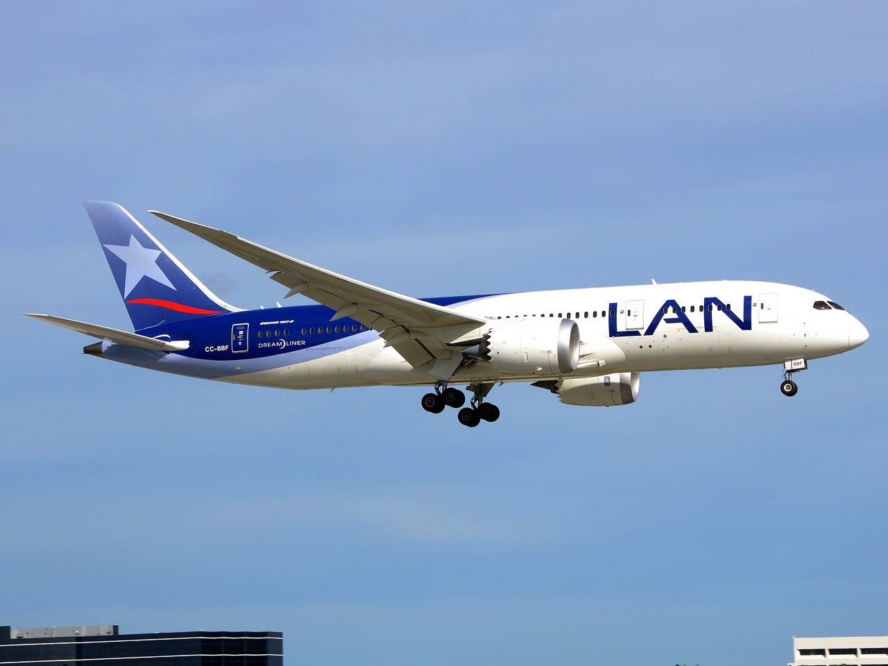CC-BBF - 787-8 Dreamliner - LAN Airlines - MIA - 31-01-2016