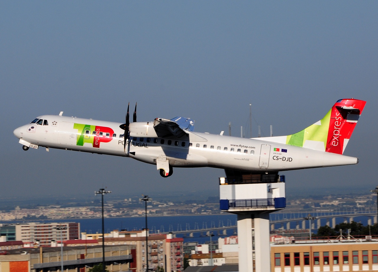 CS-DJD - ATR 72-600 (72-212A) - TAP Express - LIS - 21-06-2016