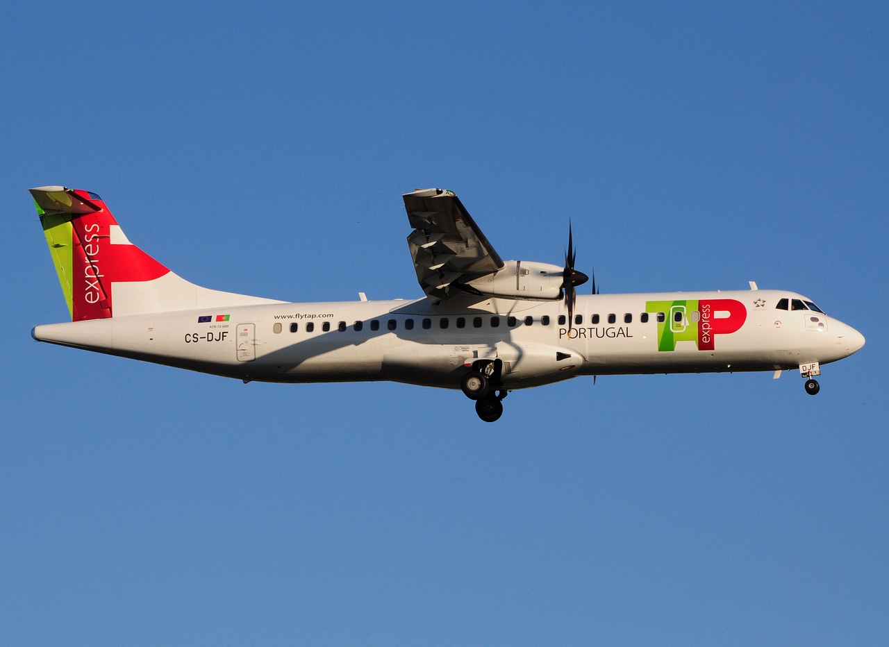CS-DJF - ATR 72-600 (72-212A) - TAP Express - LIS - 21-06-2016