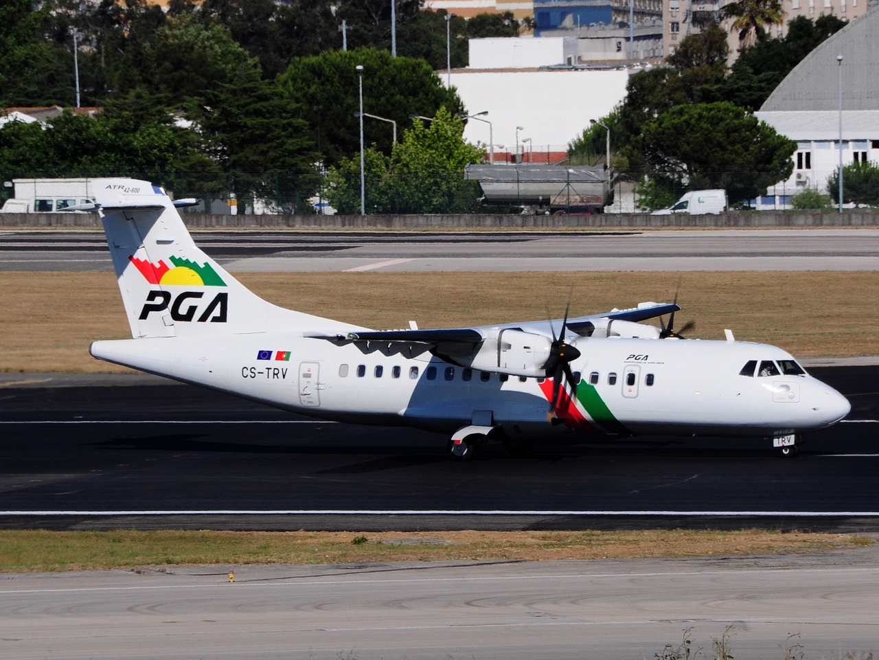 CS-TRV - ATR 42-600 - Portugalia - LIS - 22-06-2016b