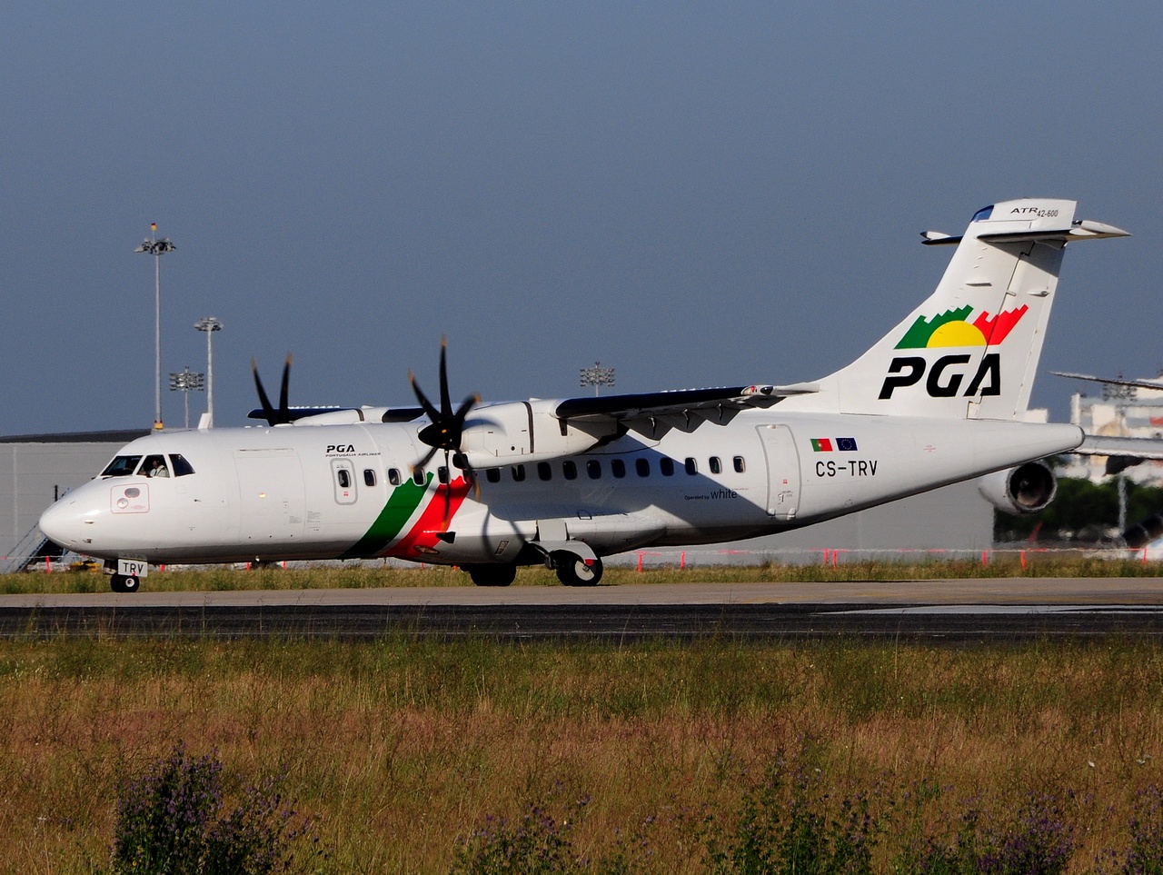 CS-TRV - ATR 42-600 - Portugalia - LIS - 22-06-2016c