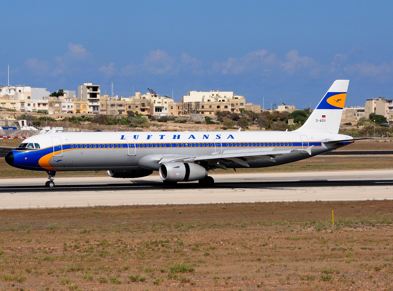 D-AIDV - A321-231 - Lufthansa - MLA - 24-08-2016