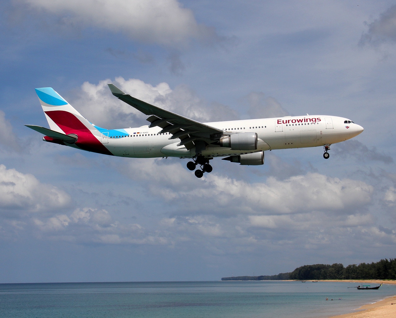 D-AXGC - A330-203 - Eurowings - HKT - 15-11-2016