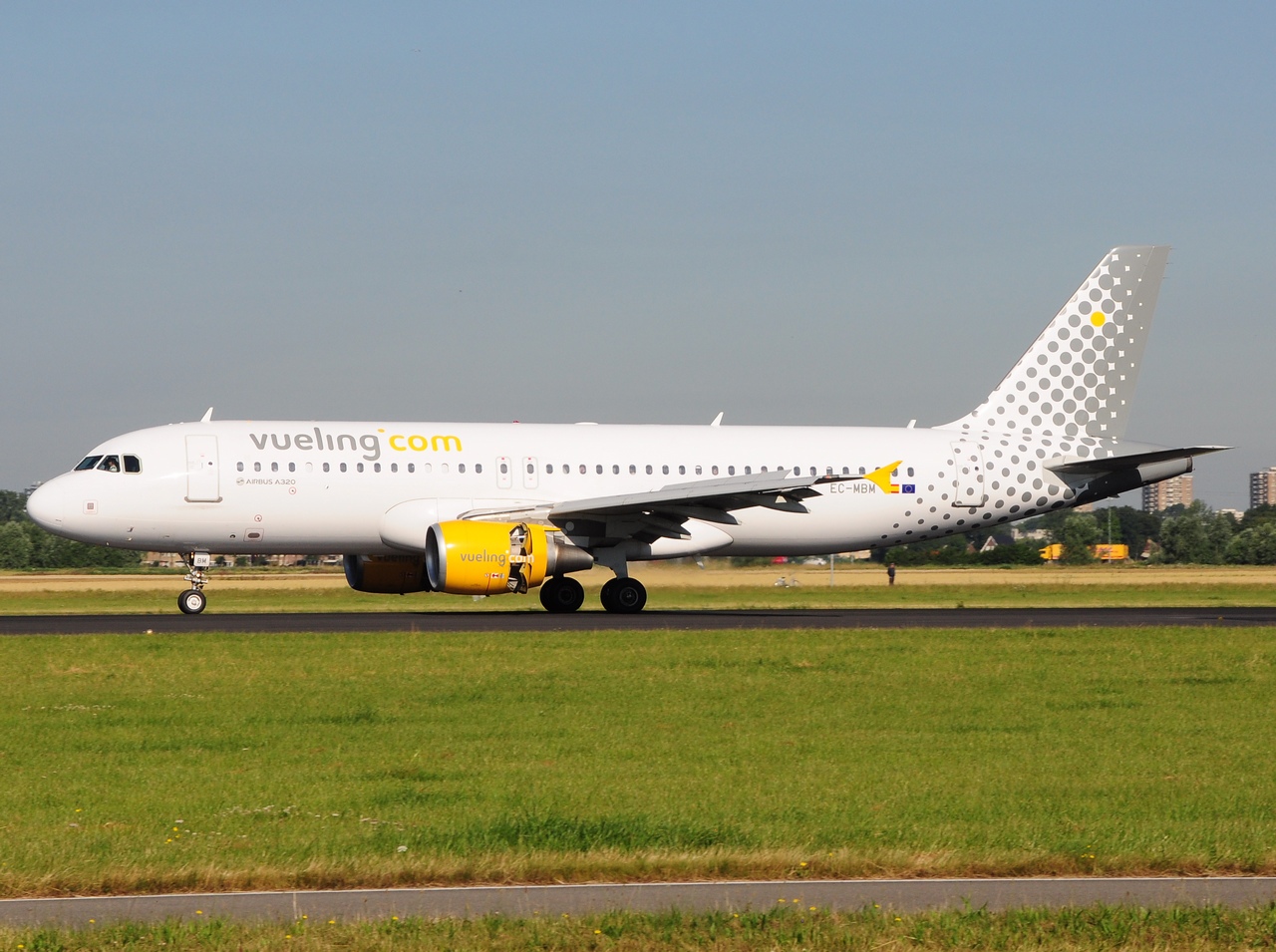 EC-MBM - A320-214 - Vueling - AMS - 19-07-2016