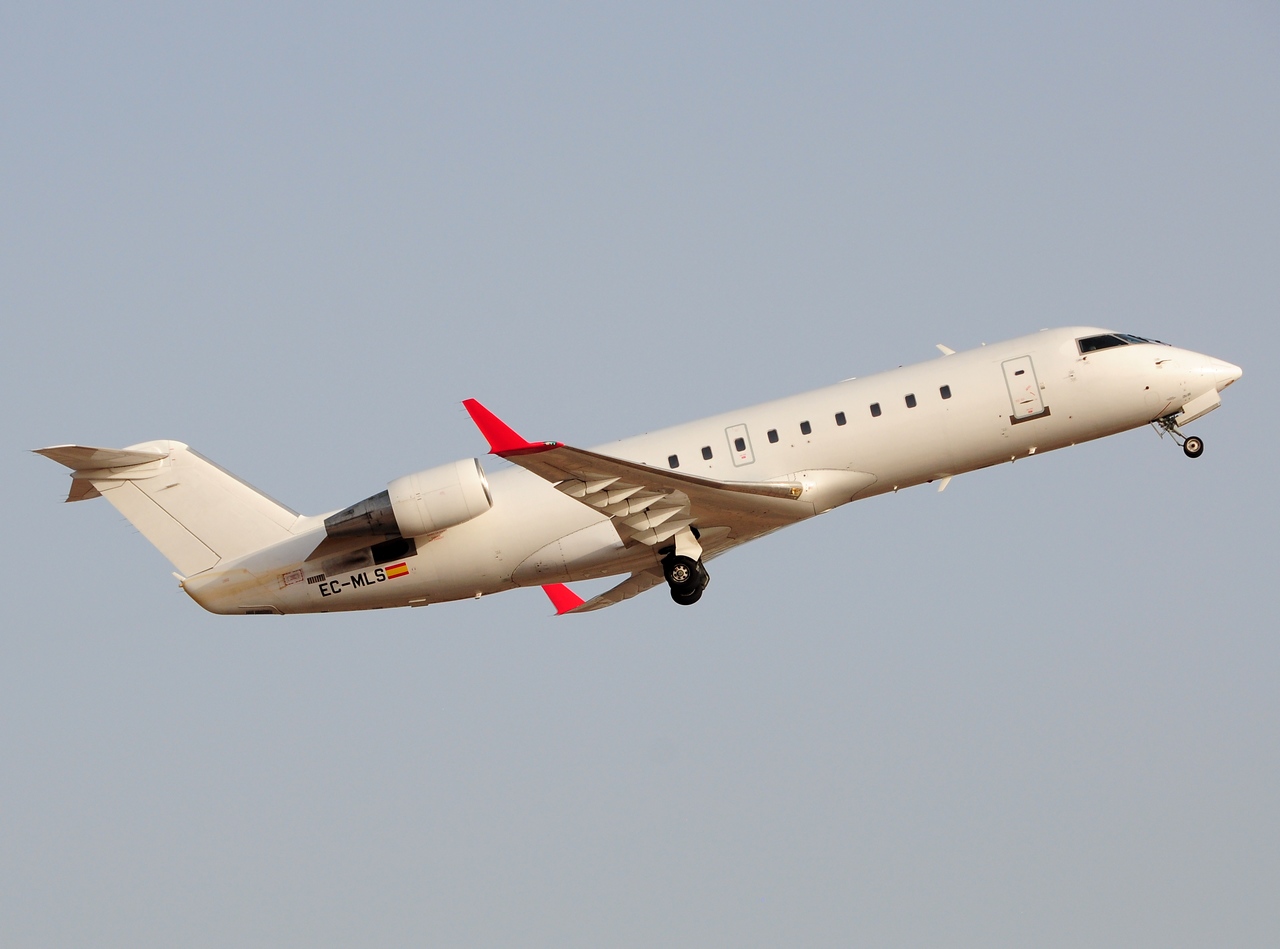 EC-MLS - CRJ-200ER - Iberia Regional - PMI - 28-08-2016